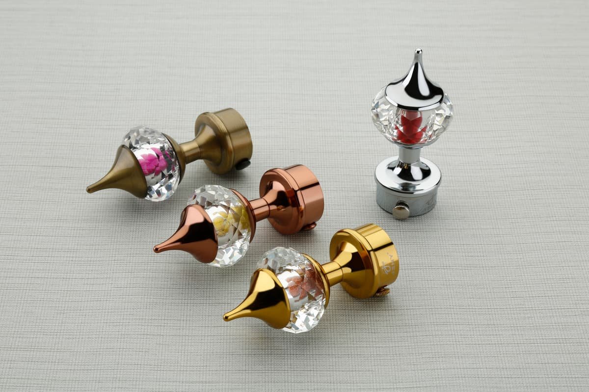 Curtain bracket finials